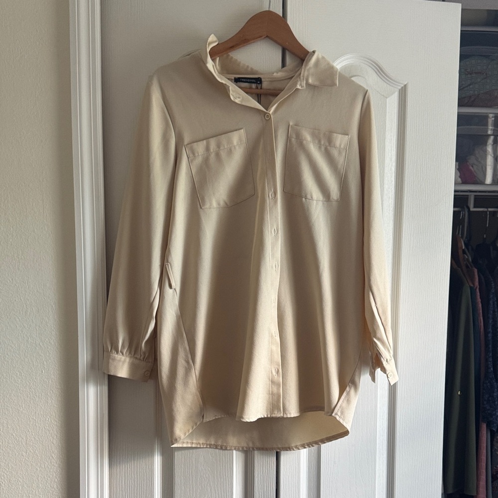 Trendyol Elegant Cream Blouse